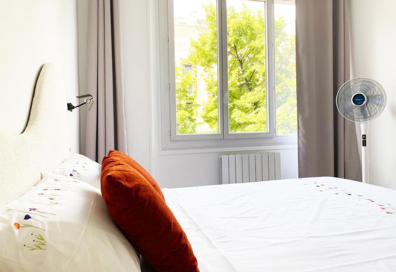 Le Petit Versailles - Appartement Centre Grenoble Buitenkant foto